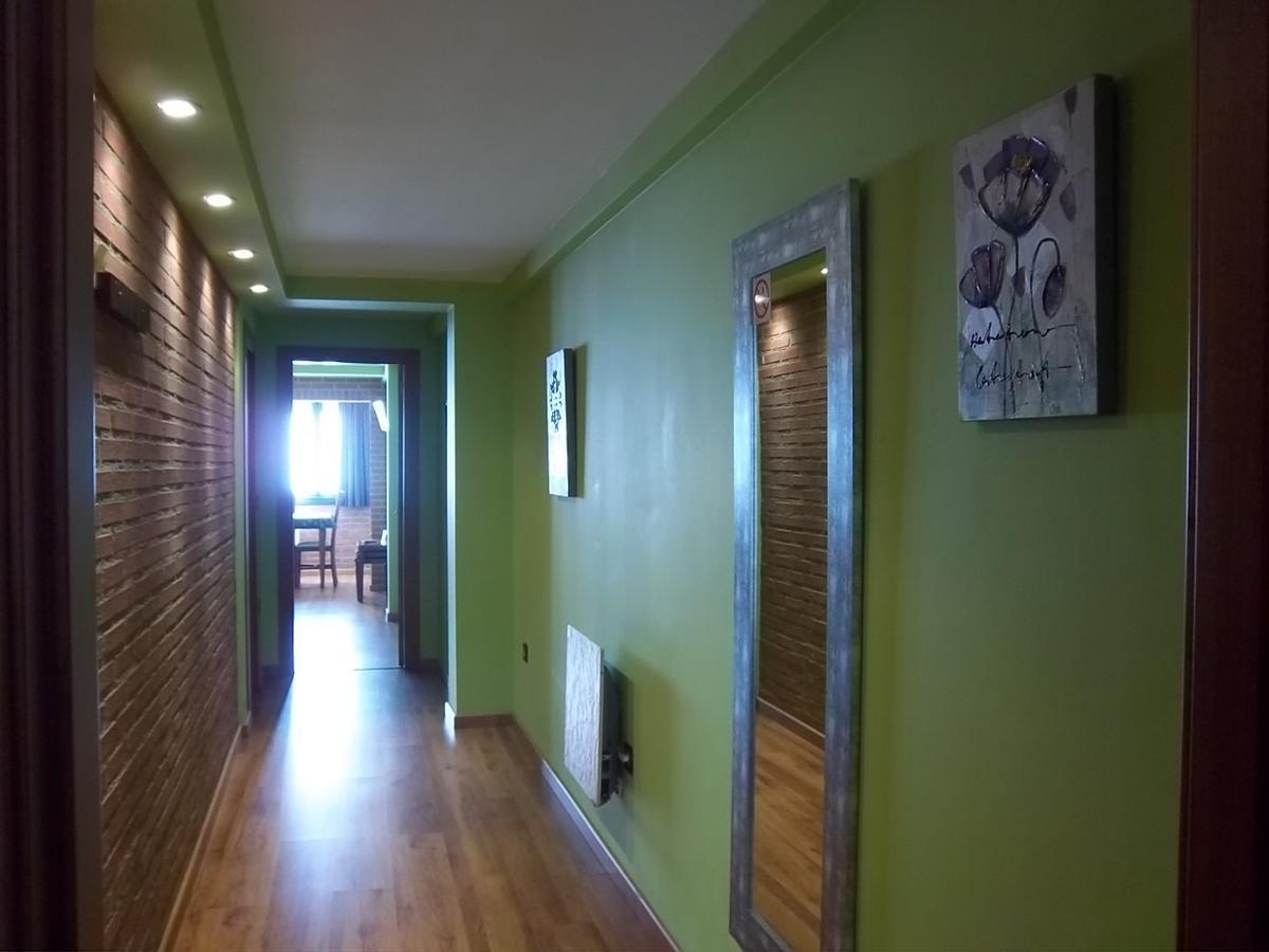 Apartamentos Entrepalacios アビレス エクステリア 写真